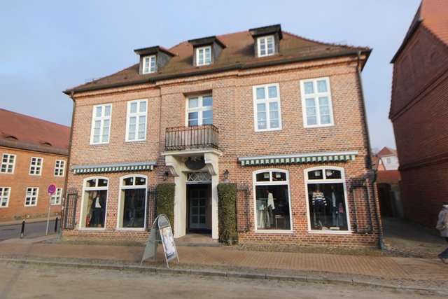 Wohnung zum Mieten in Ludwigslust 390 € 52.15 m²