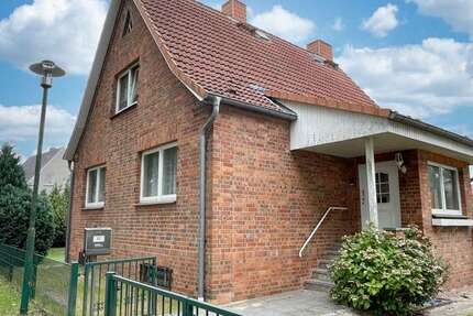 Haus zum Kaufen in Neustadt-Glewe 118.000 € 83 m² 4 zimmer