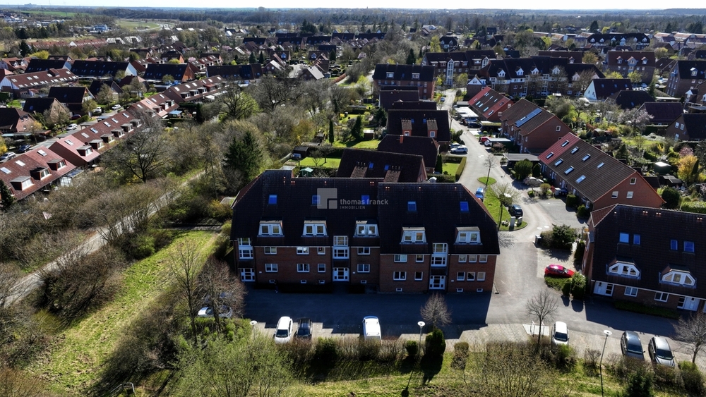 Wohnen wie im eigenen Haus: Lichtdurchflutete Maisonette mit USP und 180°-Schwerin-Panorama - Maisonettenwohnung Schwerin Friedrichsthal | Angebot:25637386