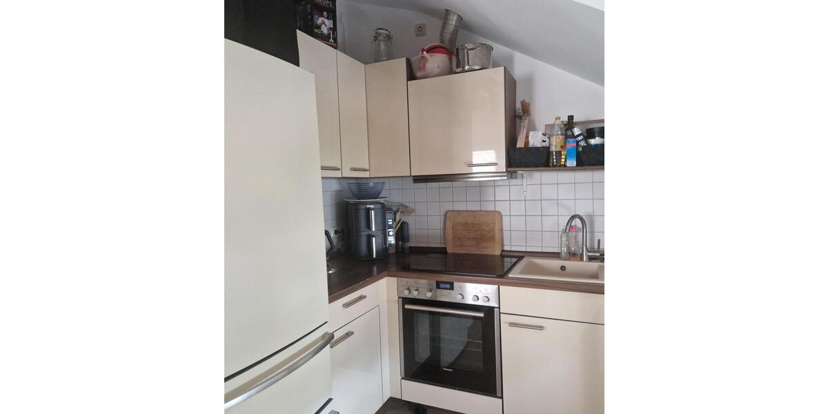 Dachgeschoßwohnung Schwerin - 3 Zimmer, 77 m&sup2;, 920&euro; | Angebot:26638598