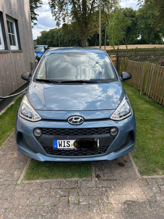 i10