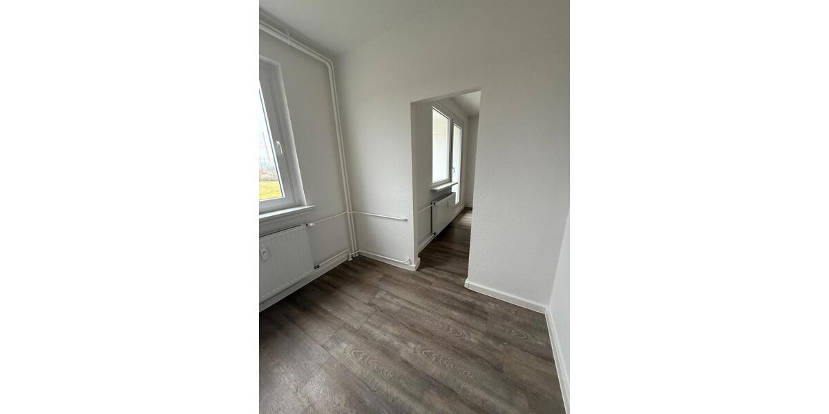 Helle 3-Zimmer-Wohnung mit Balkon in Schwerin 3 zimmer
