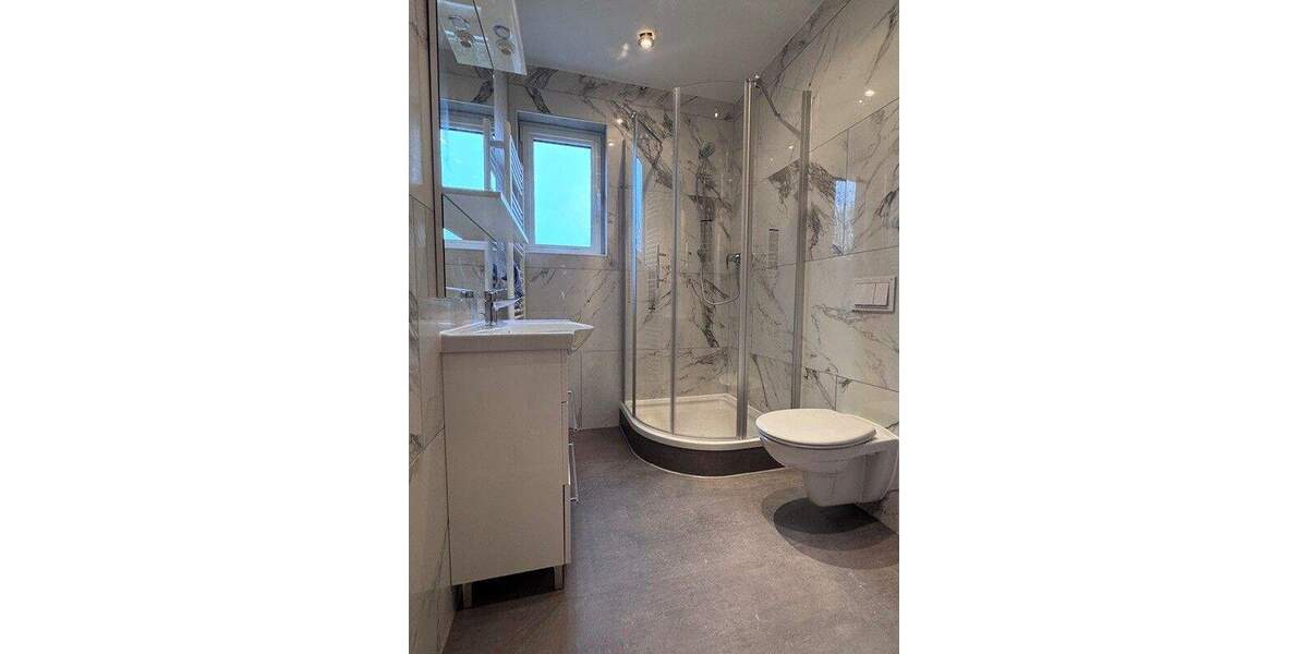 Frisch renovierte 4-Zimmerwohnung in der Mozartstraße 4 zimmer