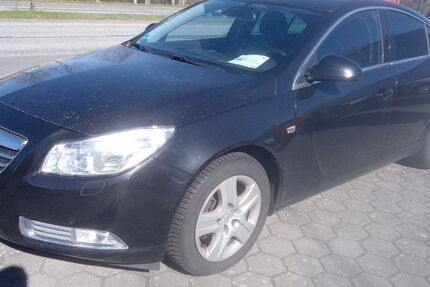 Opel Insignia 198.000 km 4.950 &euro; Schwerin 19061