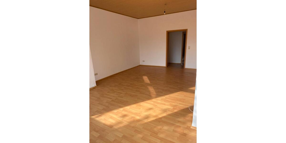 Erdgeschoßwohnung Brüel - 2 Zimmer, 91 m&sup2;, 683&euro; | Angebot:26045387