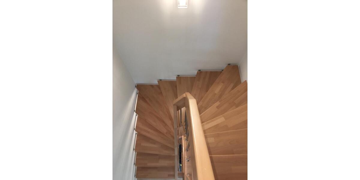 Etagenwohnung Schwerin Gartenstadt - 3 Zimmer, 78 m&sup2;, 825&euro; | Angebot:26057842