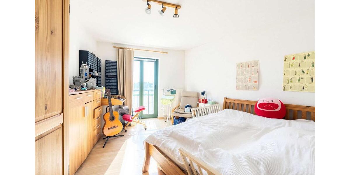 Etagenwohnung Schwerin - 3 Zimmer, 81 m&sup2;, 815&euro; | Angebot:26682664