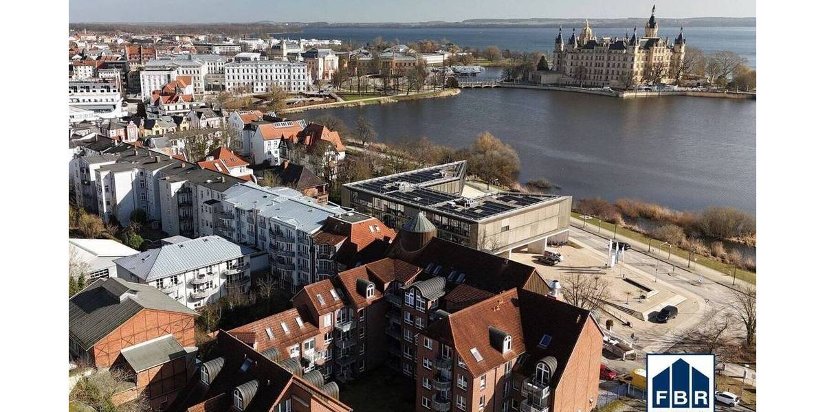 Etagenwohnung Schwerin Feldstadt - 2 Zimmer, 72 m&sup2;, 159.000&euro; | Angebot:26912931
