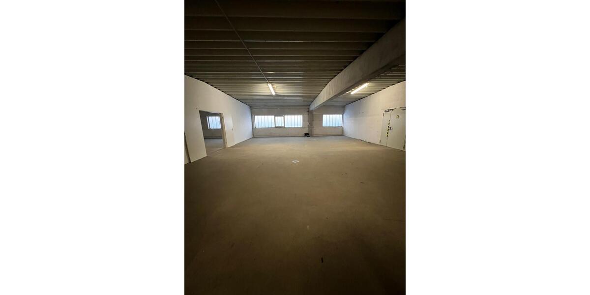 Lager und Büroflächen zu Vermieten zimmer