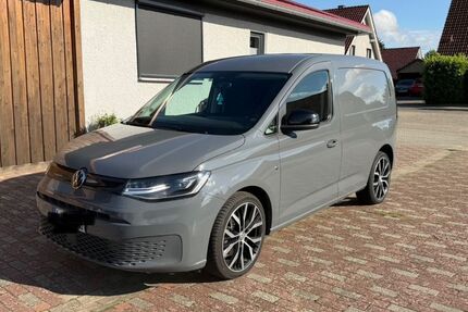 VW Caddy 86.000 km 22.700 &euro; Dümmer 19073