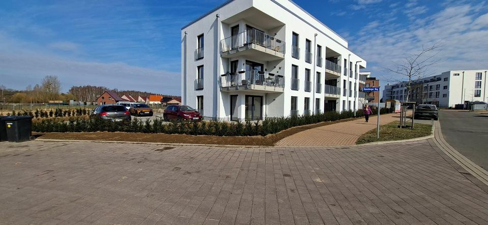 Erdgeschoßwohnung Schwerin Friedrichsthal - 2 Zimmer, 70 m&sup2;, 1.050&euro; | Angebot:25787016
