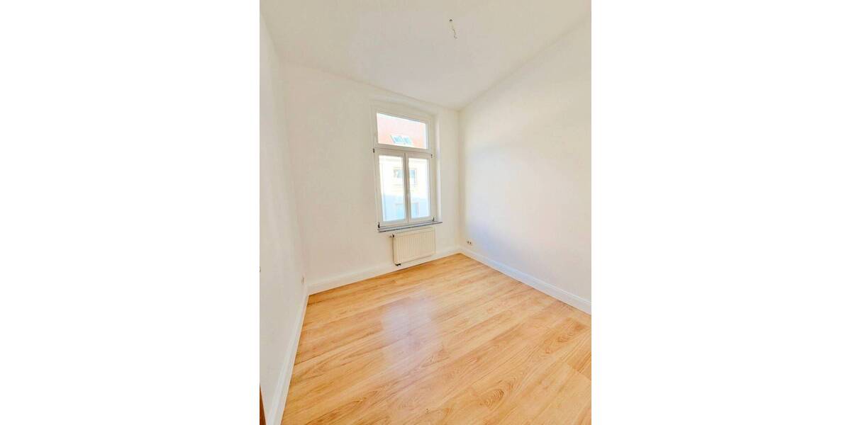 Etagenwohnung Schwerin Altstadt - 3 Zimmer, 61 m&sup2;, 660&euro; | Angebot:26306415