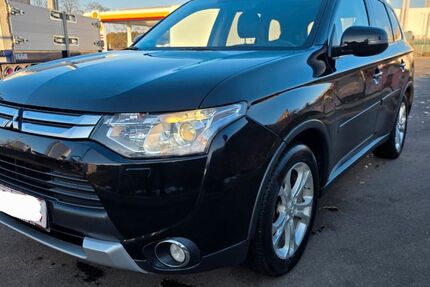 Mitsubishi Outlander 169.961 km 10.999 &euro; Mittenwalde 15749
