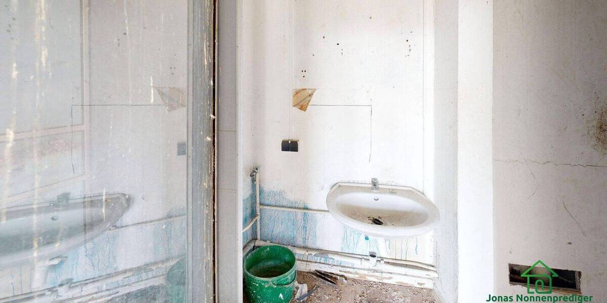 Mehrfamilienhaus, Wohnhaus Schwerin Paulsstadt - 2 Zimmer, 428 m&sup2;, 295.000&euro; | Angebot:26102906