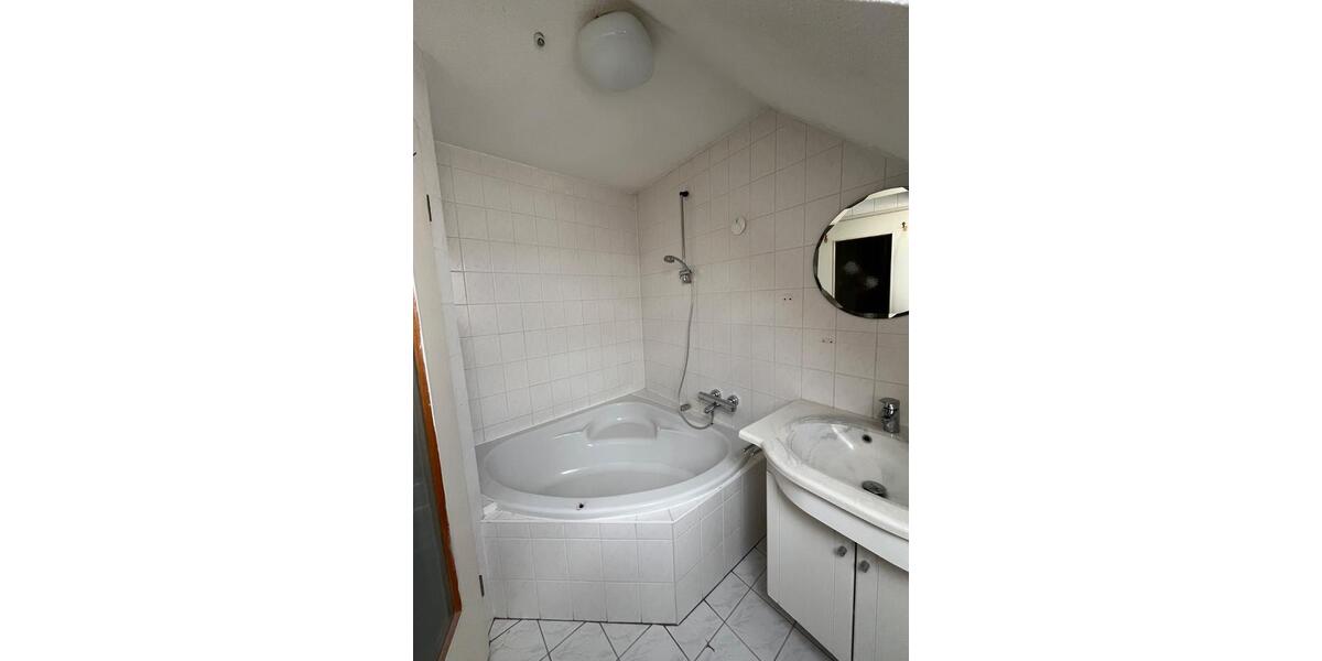 Reihenhaus Wismar Altstadt - 5 Zimmer, 120 m&sup2;, 210.000&euro; | Angebot:27072755