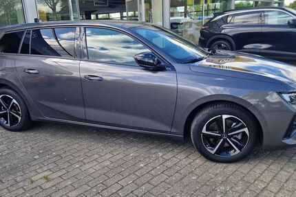 Opel Astra 19.369 km 23.490 &euro; Schwerin 19055