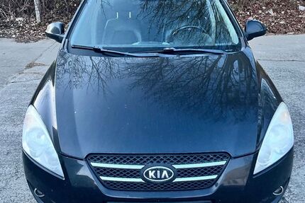 Kia ceed / Ceed 415.000 km 999 &euro; Dorf Mecklenburg/Karow 23972