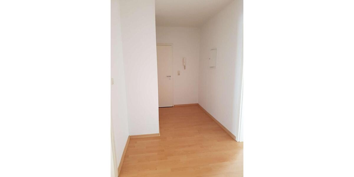 Etagenwohnung Schwerin Neumühle - 2 Zimmer, 60 m&sup2;, 550&euro; | Angebot:25342952