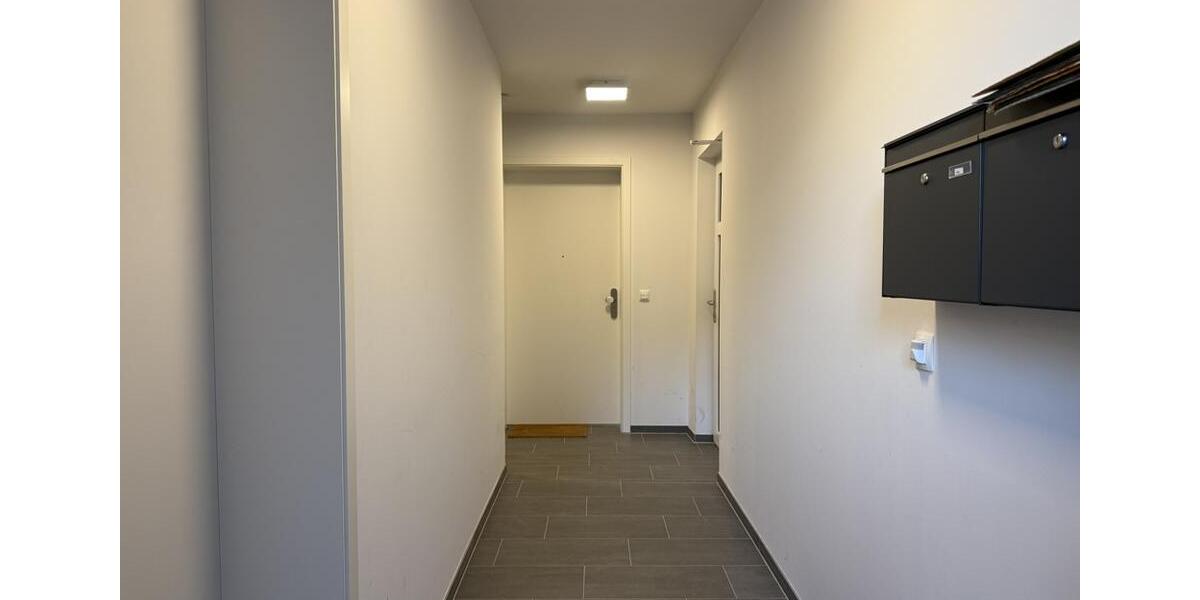 Erdgeschoßwohnung Schwerin - 1 Zimmer, 32 m&sup2;, 500&euro; | Angebot:21813084