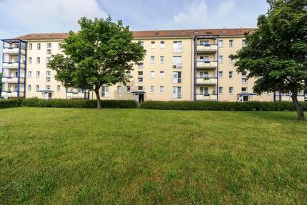 3 Raumwohnung in zentraler Lage zimmer