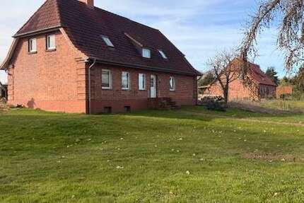 Haus Lützow - 6 Zimmer, 145 m&sup2;, 230.000&euro; | Angebot:26232829