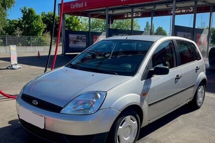 Ford Fiesta 93.000 km 2.000 &euro; Grambow 19071