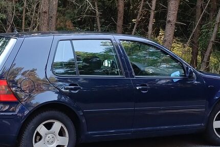 VW Golf 139.000 km 1.299 &euro; Prestin 19089