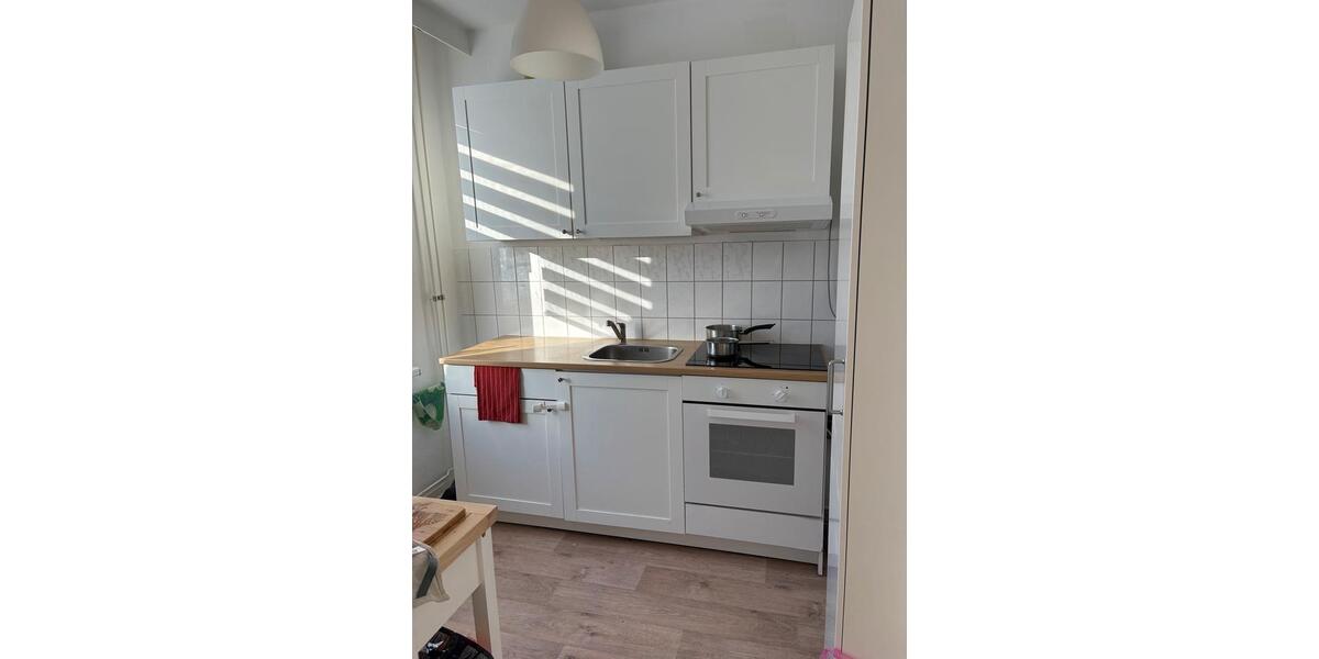 Etagenwohnung Schwerin Gartenstadt - 3 Zimmer, 56 m&sup2;, 330&euro; | Angebot:25395982