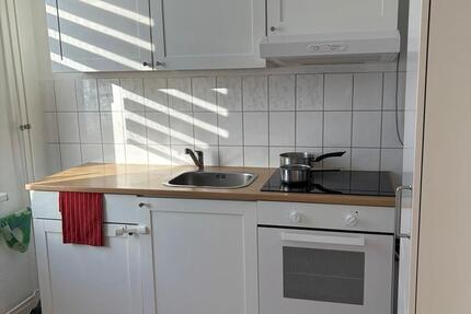 Wohnung Schwerin Gartenstadt - 3 Zimmer, 56 m&sup2;, 330&euro; | Angebot:25395982