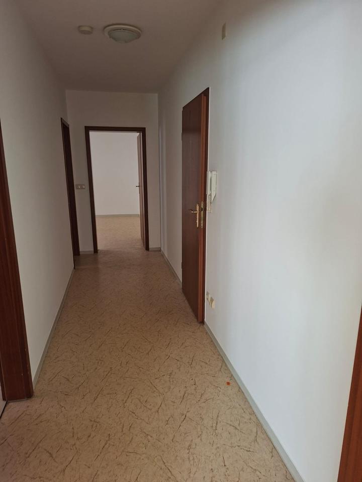 Zentrale Lage und im Grünen - Schöne Wohnung 65m²