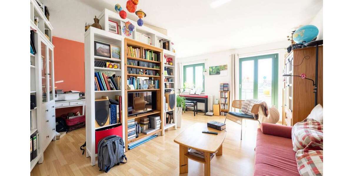 Etagenwohnung Schwerin - 3 Zimmer, 81 m&sup2;, 815&euro; | Angebot:26683458