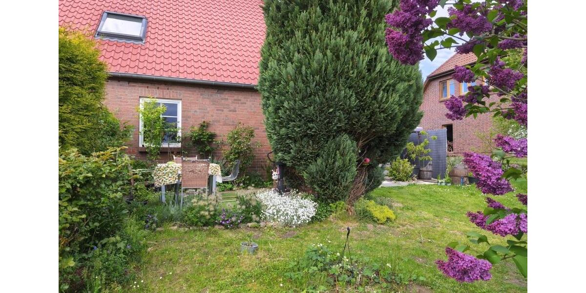 Erdgeschoßwohnung Dorf Mecklenburg - 4 Zimmer, 112 m&sup2;, 900&euro; | Angebot:26652850
