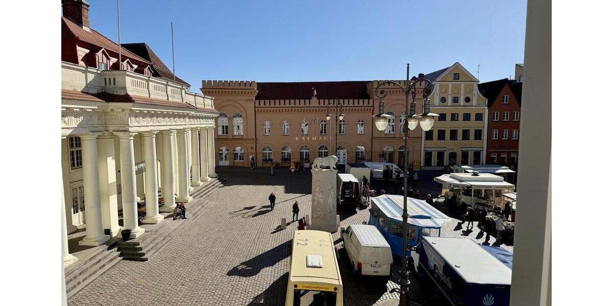 Etagenwohnung Schwerin Altstadt - 3 Zimmer, 90 m&sup2;, 1.230&euro; | Angebot:26194820