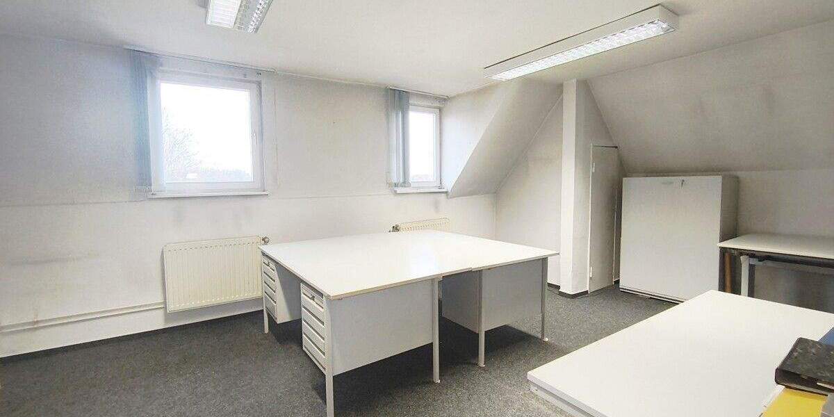 Mehrfamilienhaus, Wohnhaus Hagenow - 9 Zimmer, 260 m&sup2;, 265.000&euro; | Angebot:25674811