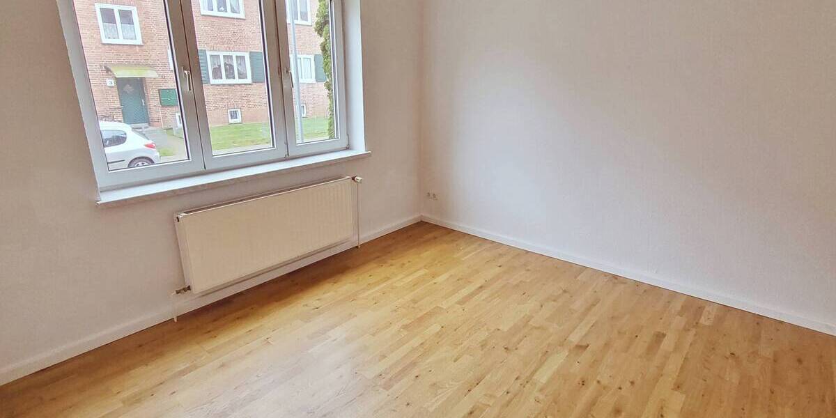 Etagenwohnung Schwerin Lewenberg - 2 Zimmer, 40 m&sup2;, 465&euro; | Angebot:26391167