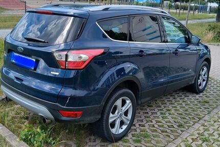 Ford Kuga 135.500 km 11.700 &euro; Wismar 23970
