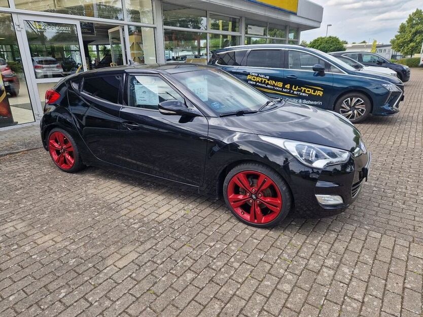 Veloster