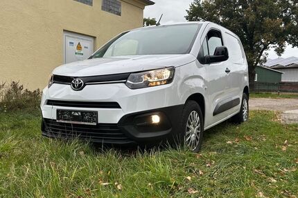 Toyota Proace City 52.164 km 14.300 € Ludwigslust 19288