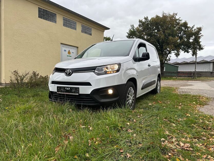 Toyota Proace City 52.164 km 14.300 € Ludwigslust 19288