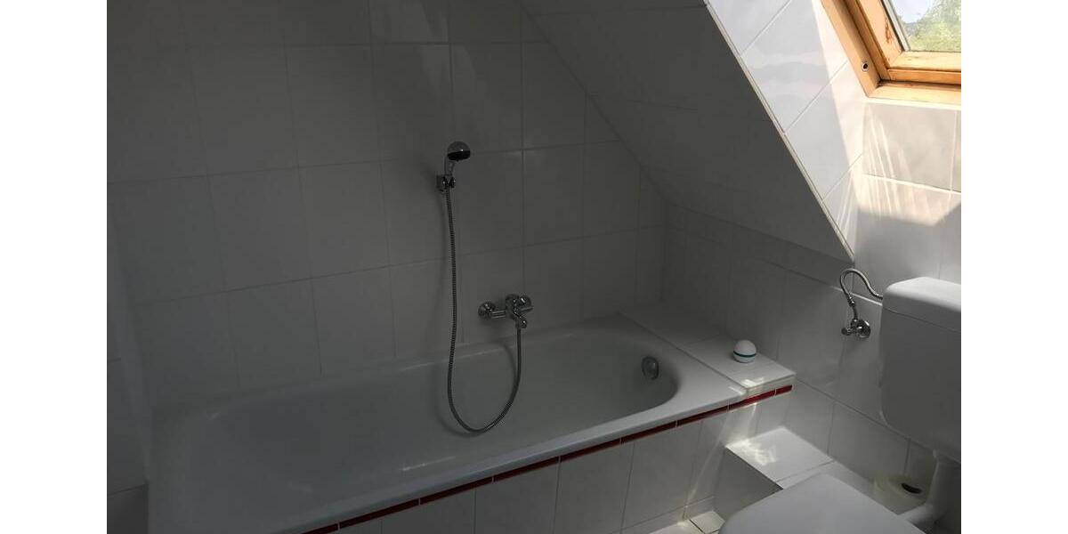 Dachgeschoßwohnung Rehna - 1 Zimmer, 33 m&sup2;, 270&euro; | Angebot:26375323