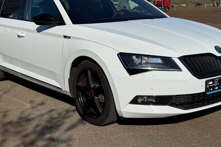 Skoda Superb 72.000 km 18.990 &euro; Neustadt-Glewe 19306