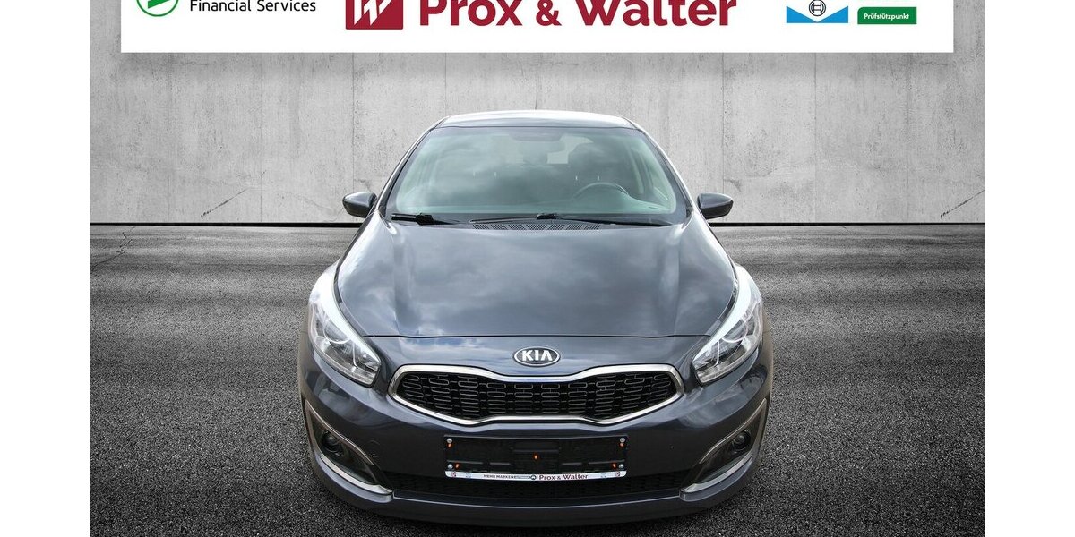 Kia cee´d T-GDI UEFA Euro NAVI+KAMERA+SITZHEIZUNG 84.807 km 10.700 &euro; Hagenow 19230