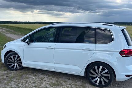 VW Touran 143.000 km 17.900 &euro; Alt Meteln 19069
