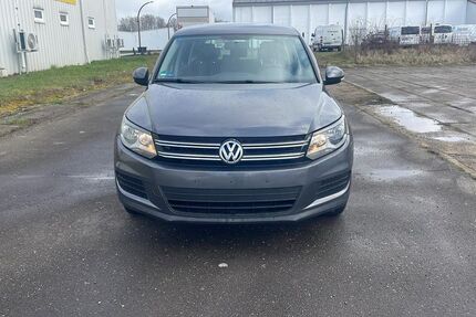 VW Tiguan 87.000 km 12.000 &euro; Schwerin 19059