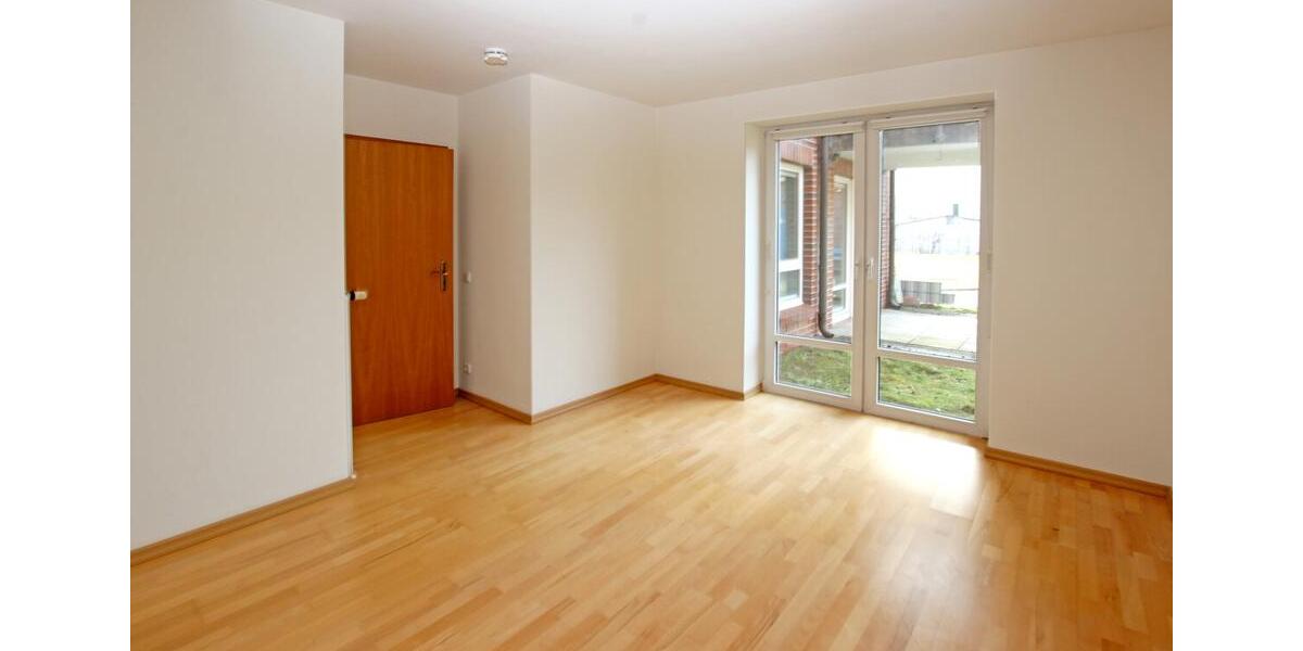 Nette 2- Zimmer- Wohnung mit Terrasse und EBK in der Schweriner Altstadt ! 2 zimmer