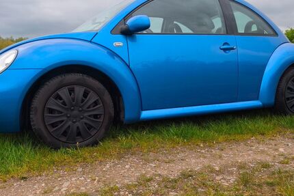 VW Beetle 94.000 km 2.250 &euro; Leezen 19067