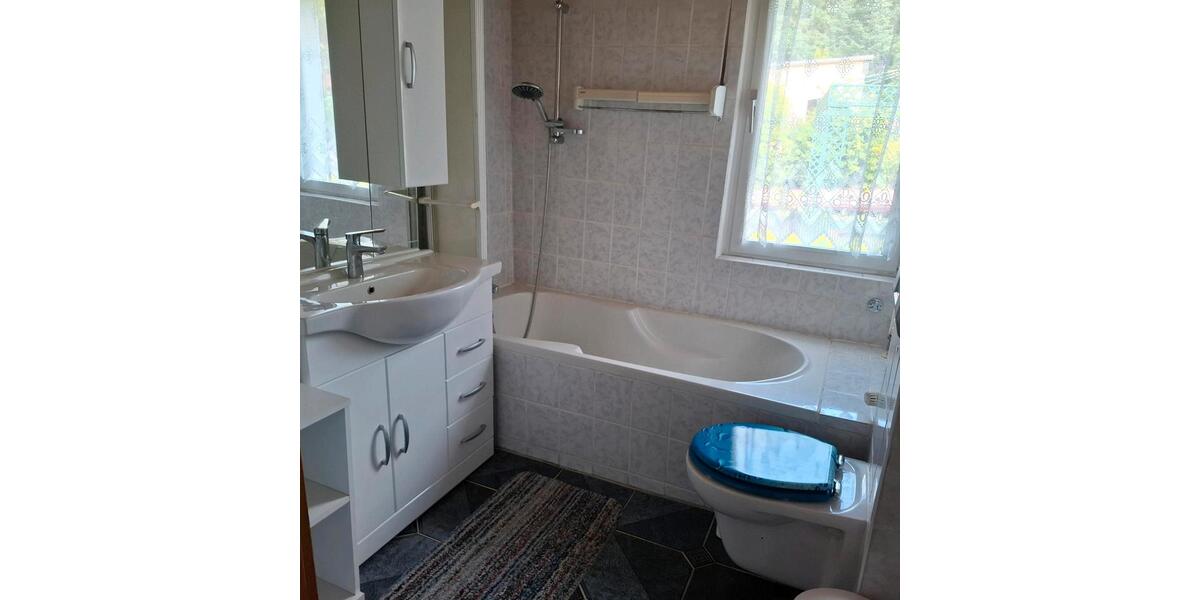 Bungalow Schwerin Gartenstadt - 2 Zimmer, 60 m&sup2;, 90.000&euro; | Angebot:27025834