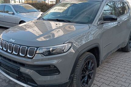 Jeep Compass 54.000 km 18.499 &euro; Mittenwalde 15749
