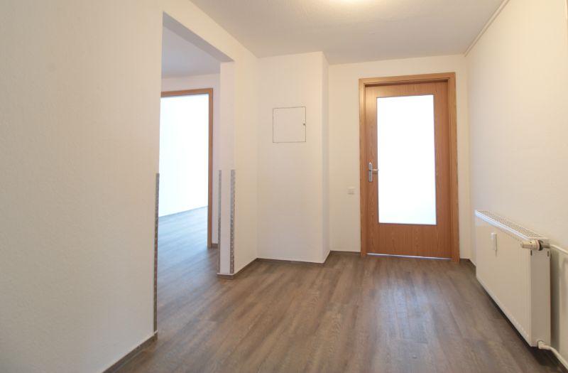 Etagenwohnung Schwerin Gartenstadt - 3 Zimmer, 98 m&sup2;, 678&euro; | Angebot:25900458