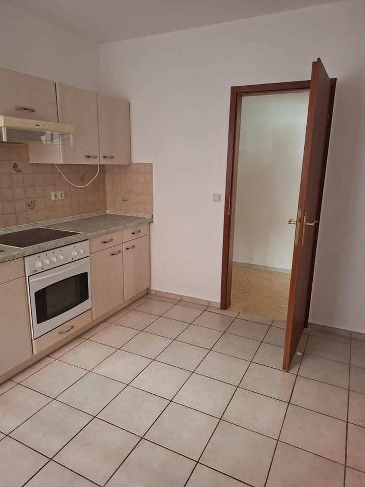 Zentrale Lage und im Grünen - Schöne Wohnung 65m²